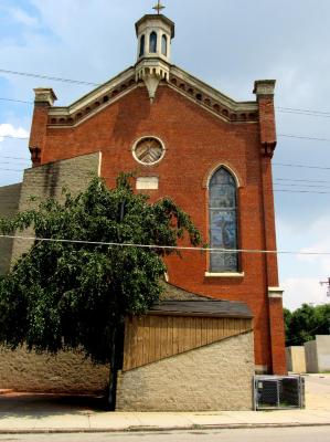 Photographs of the John and Bauer Av. Location of the Congregation Brotherly Love / Ahavat Achim (Cincinnati, Ohio) 
