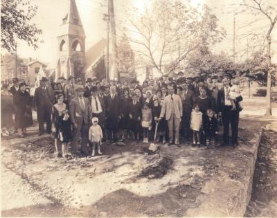 Photograph of Groundbreaking Ceremony for Beth Israel Synagogue, 1930 (Hamilton, Ohio) 