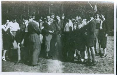 Photo Werner Coppel standing with other members of Hakshira, 1940