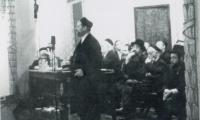 Rabbi Eliezer Silver Speaking at Unidentified Zeire Agudath Israel Event