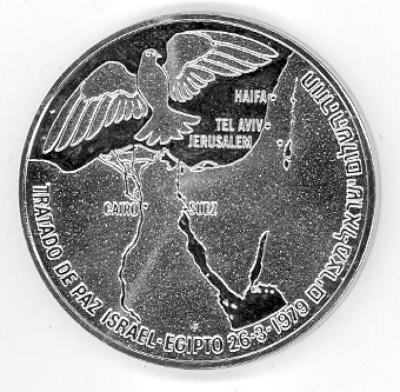 Medal Issued in Spanish & Hebrew Commemorating the Signing of the Egyptian / Israeli Peace Treaty in 1979