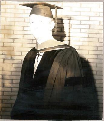Rabbi Mond of Northern Hills Synagogue (Beth El) Receives his Doctorate Degree 1963 (Cincinnati, OH) 